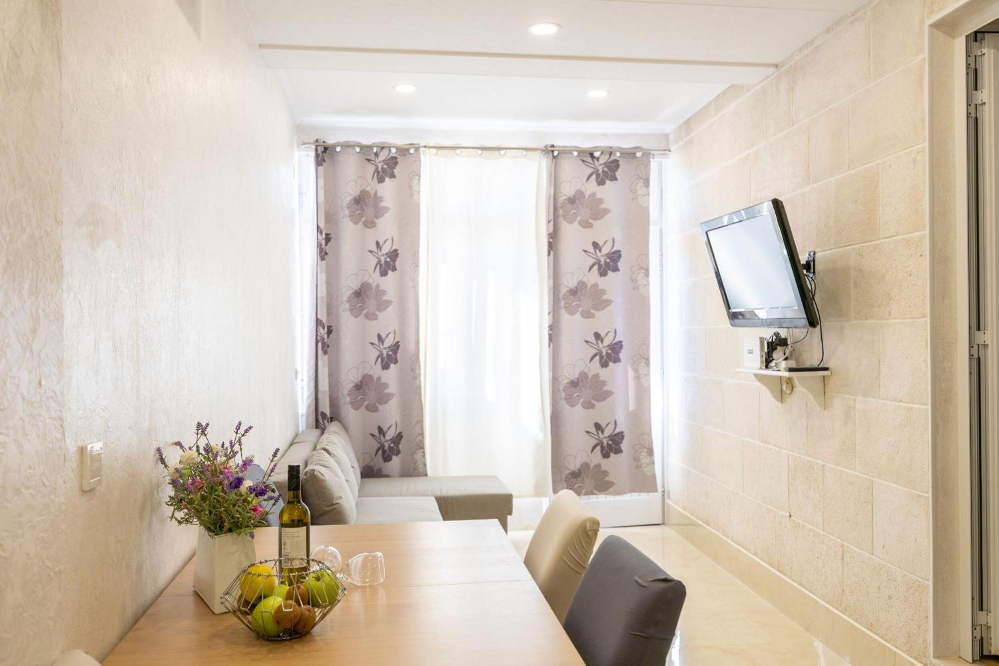 Apartments Tanja Baška Voda المظهر الخارجي الصورة